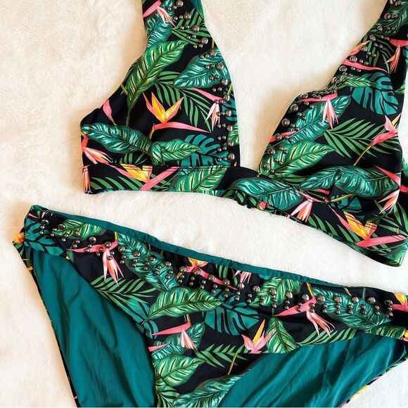 Dolce Vita Other - Dolce Vita Studded Jungle Print Bikini Set Women's Medium/Large